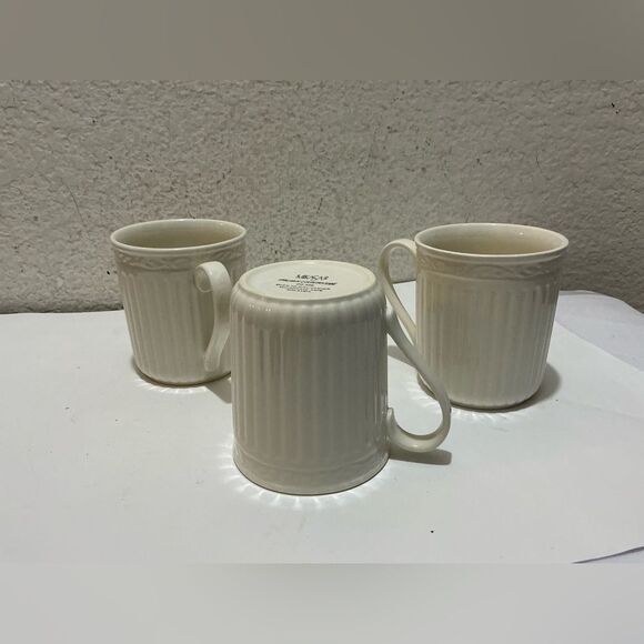 EUC Mikasa Italian countryside Coffee Mugs Cups White Bundle of 3 G23 - Picture 1 of 5
